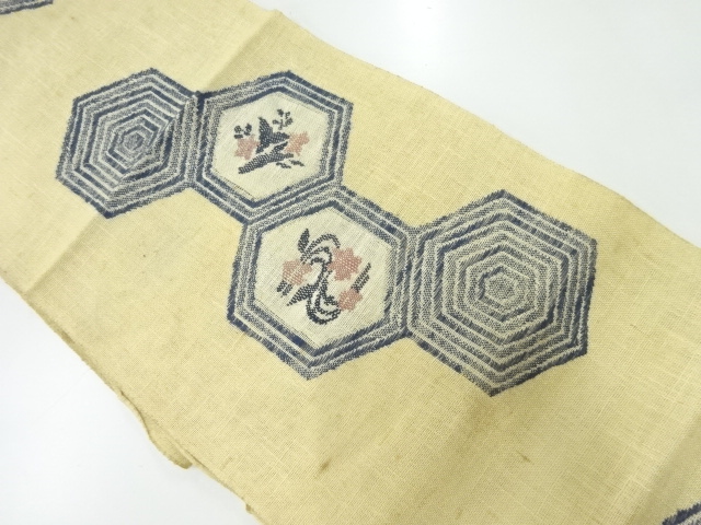 アンティーク　紗紬亀甲に草花模様織出し名古屋帯